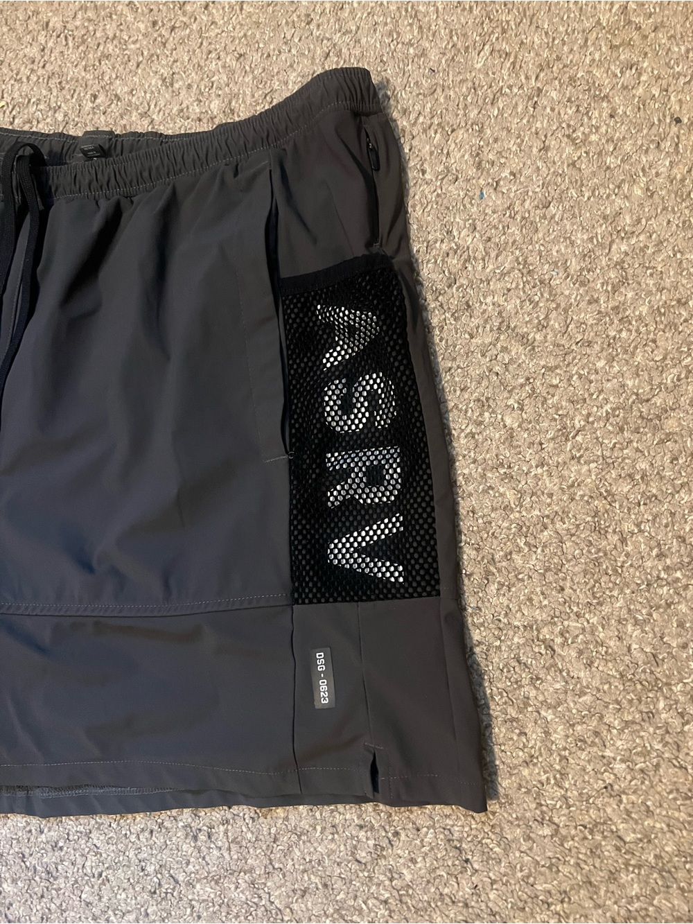 ASRV Shorts space grey sz XL excellent condition - Picture 2 of 3